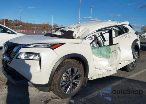 2021 Nissan Rogue Sv Intelligent Awd z USA, uszkodzony, nr VIN JN8AT3BB5MW224786